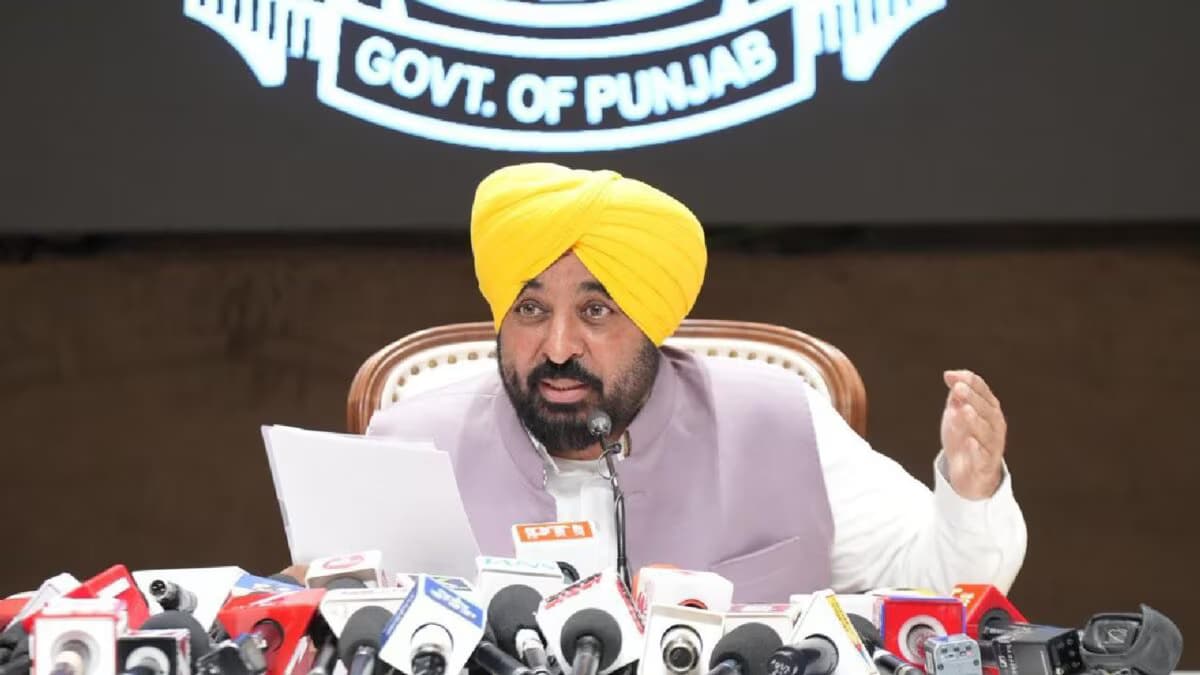 Punjab Women Celebrate Direct Benefit Transfers Under Mann Government Initiative