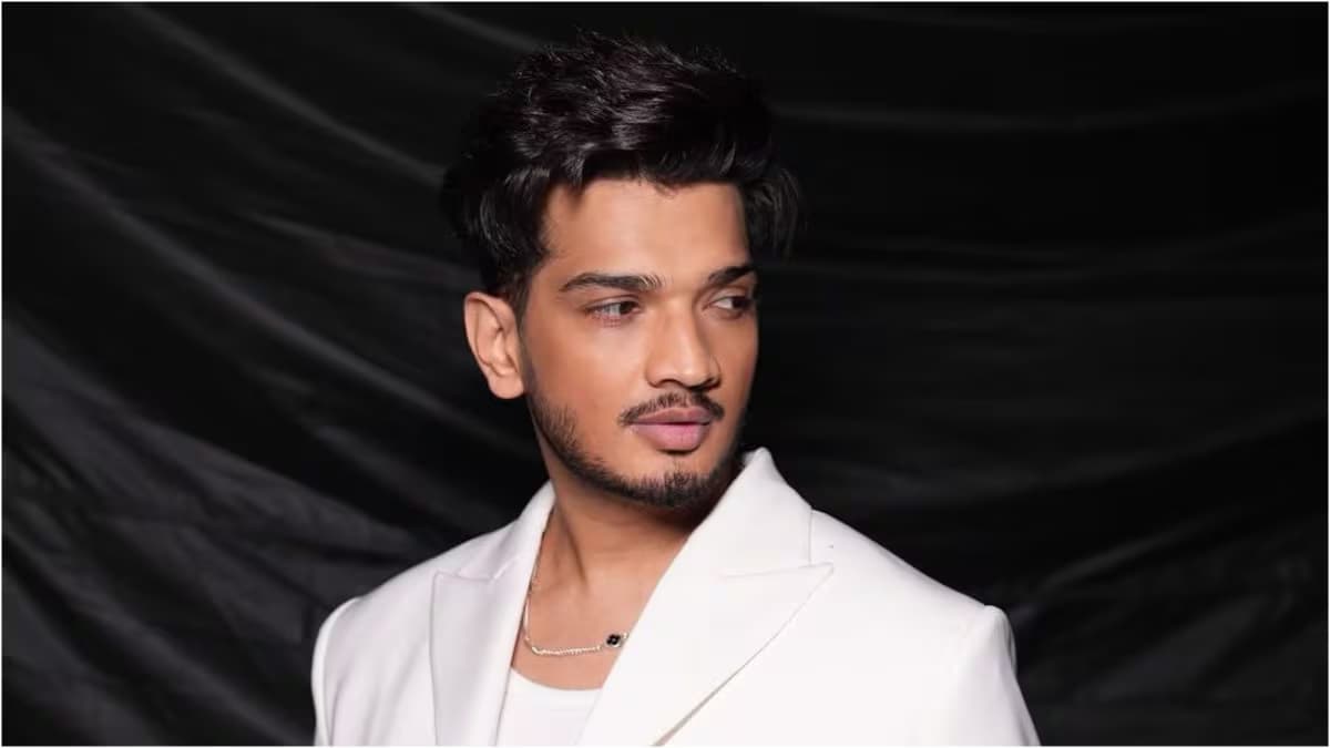 Munawar Faruqui Critiques Celebrity Silence on NEET Protests