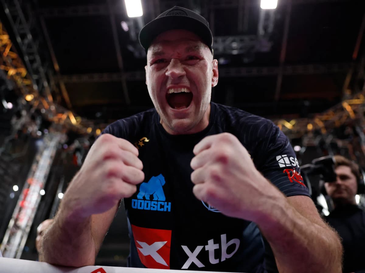 Tyson Fury Defeats Mariusz Wach in Thailand, Prepares for Joshua Clash