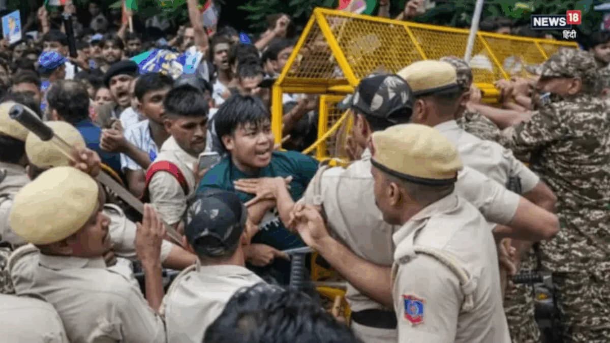 Supreme Court Calls for Investigation into Police Violence During CJP Protests