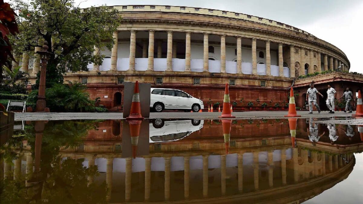 Parliament IT Panel to Question Meta and Google Over Content Issues