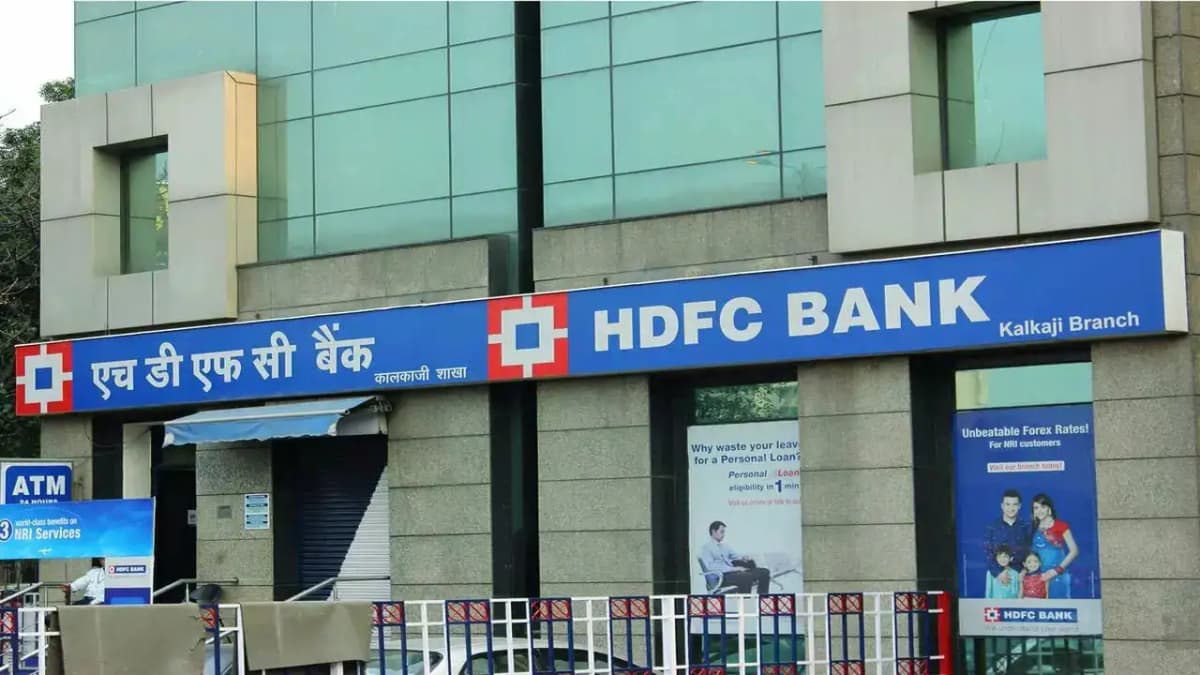 HDFC Bank's Fine on Executives Raises Governance Concerns Among Experts