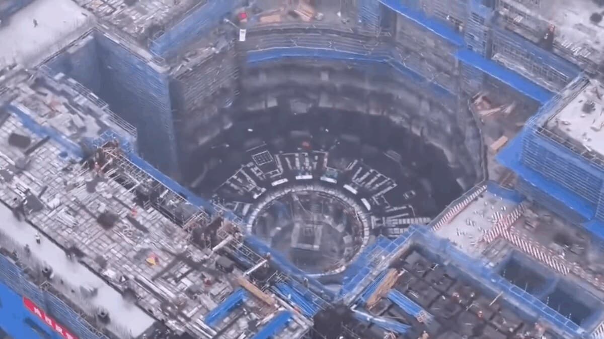 China Achieves Milestone in Artificial Sun Project with New Magnet