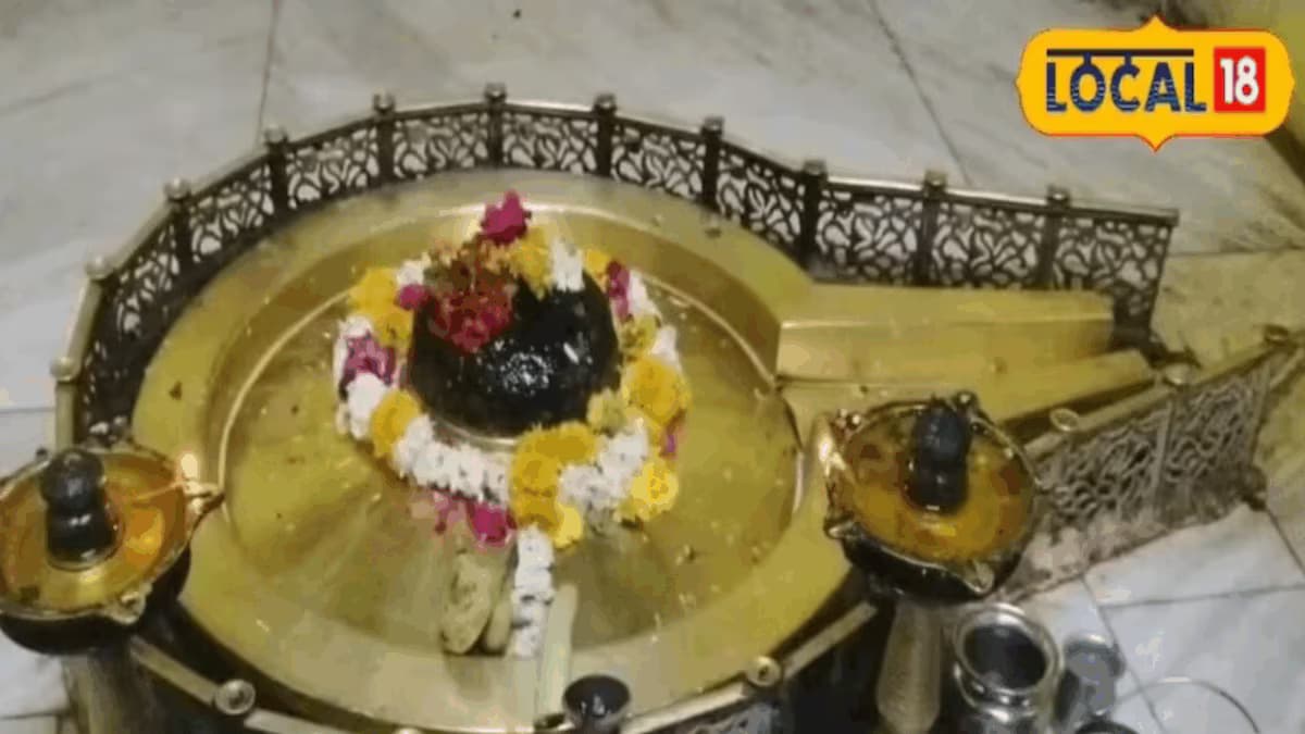 Why Devotees Visit Ujjain's Unique Devguru Brihaspati Temple for Blessings