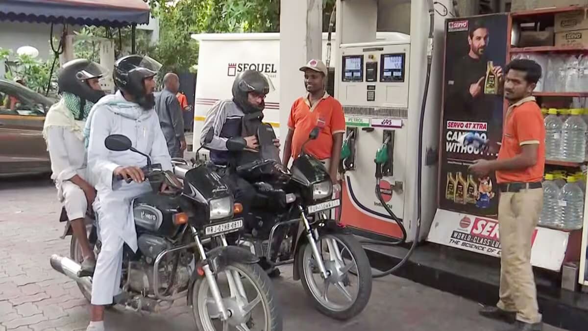 Escalating Tensions Drive Brent Crude Prices Near $90 Amid Iran Conflict