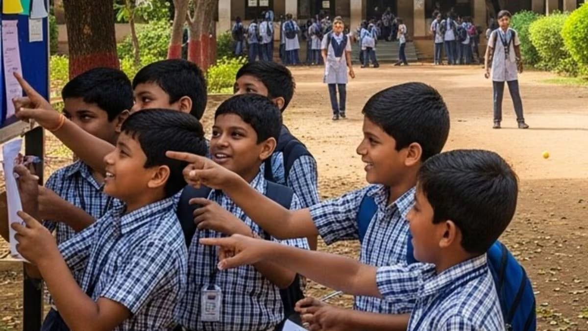Maharashtra Bans Unhealthy Foods Near Schools to Promote Student Health