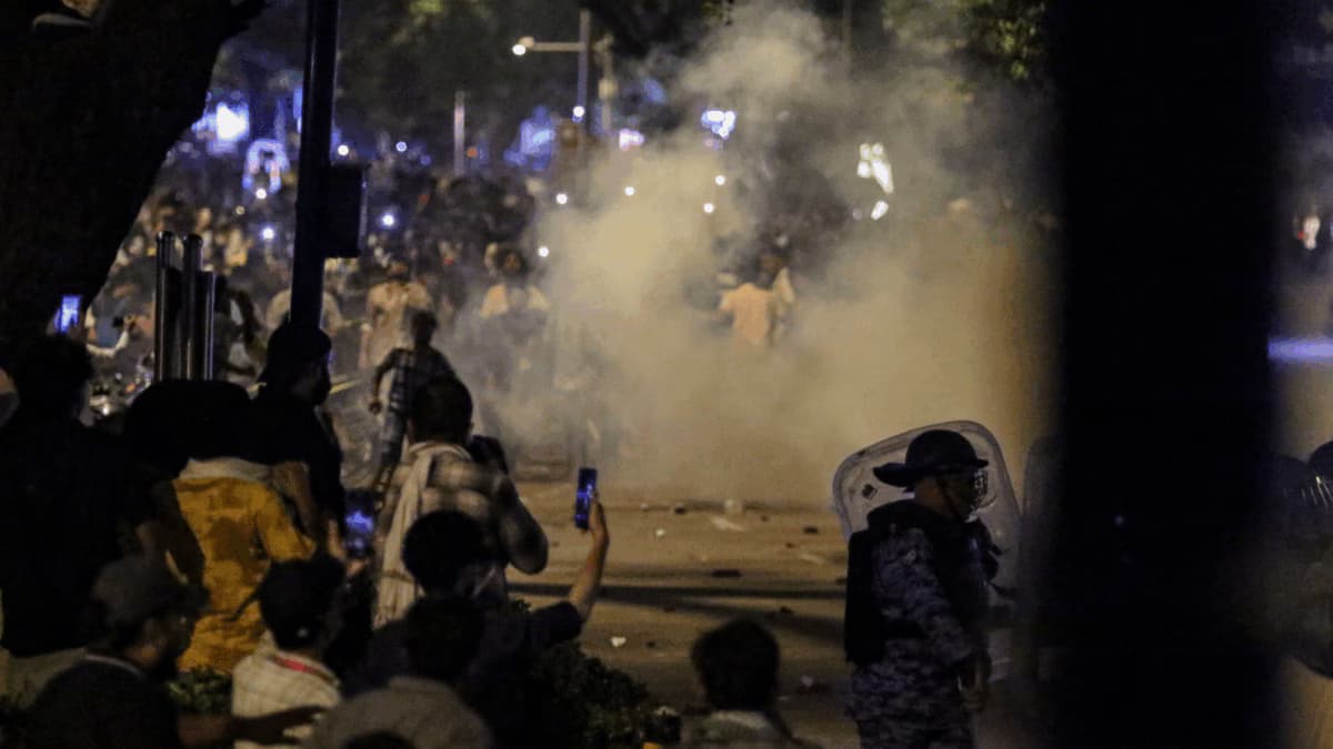Supreme Court Questions Plea to Ban Pellet Guns for Crowd Control