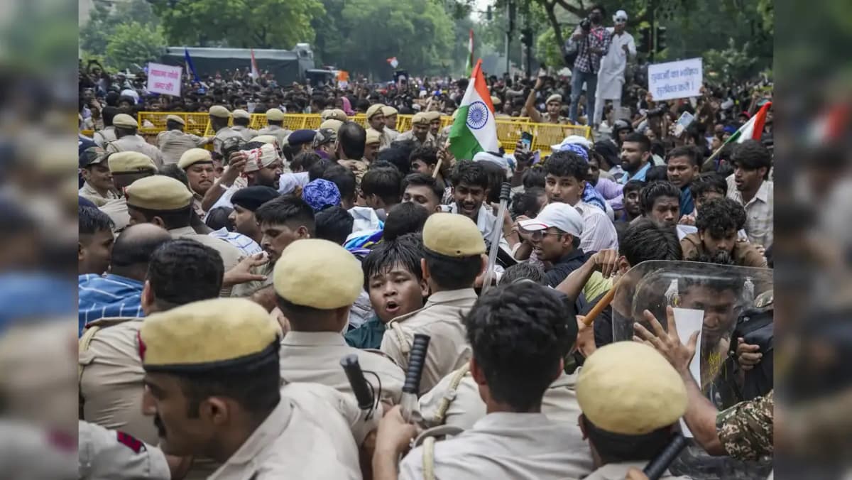 Delhi Police Claims Nearly 3,000 Criminals at CJP Protest