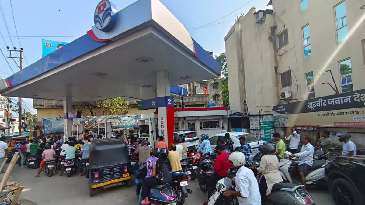 Government Assures E20 Petrol Safe for Older Vehicles Amid Concerns