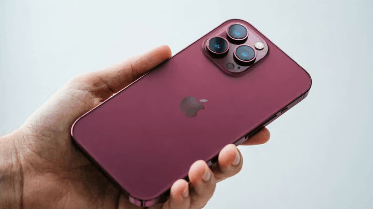 iPhone 18 Pro Max Price Surge Linked to Global Chip Crisis