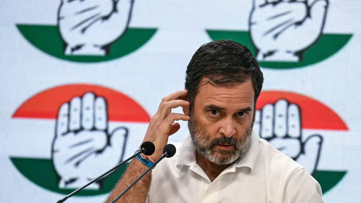Rahul Gandhi Confronts Reporter Over Injured Police Inquiry Outside Parliament