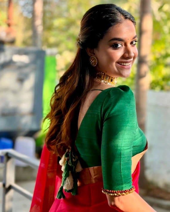 Keerthy Suresh Classy Look Photos In Red Hot Saree Viral