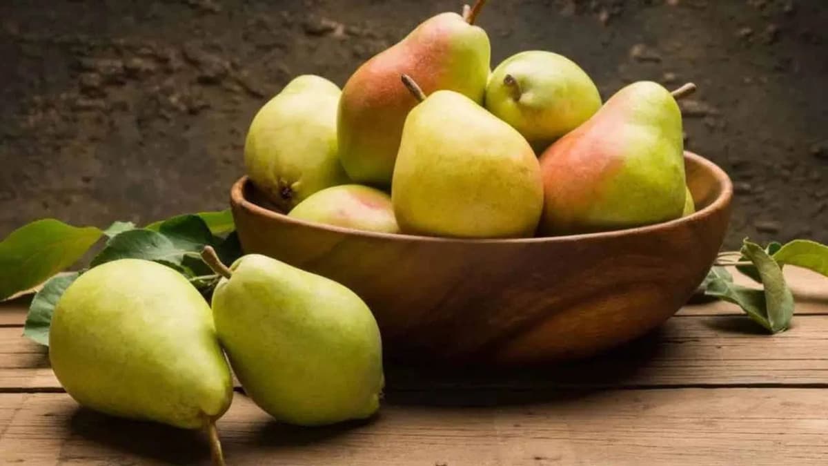 Many Health Benefits Of Eating Pears